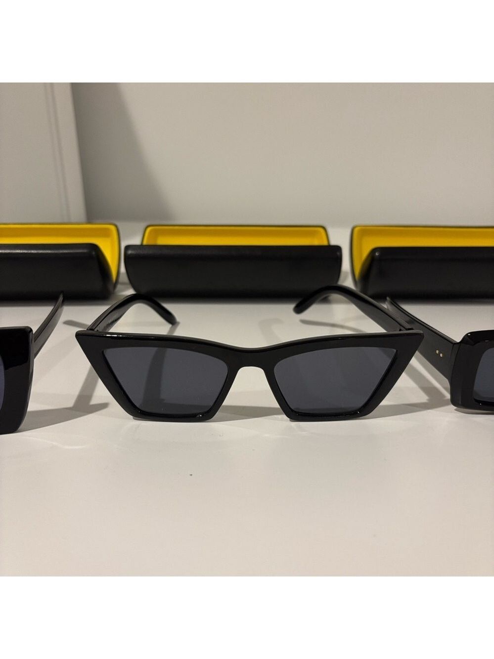 Fashion Sunglasses SET OF 3 in cases black - Picture 3 of 13